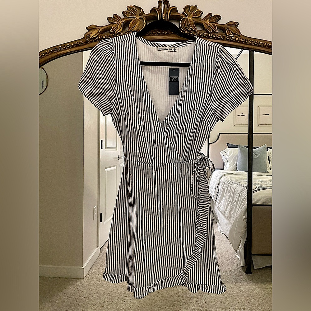 Abercrombie & Fitch White & Blue Striped Wrap Dress